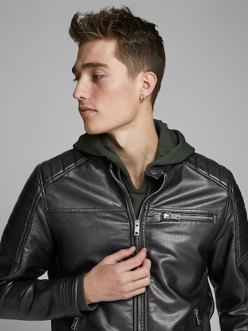 Coupe regular Veste mi-saison JACK & JONES en noir