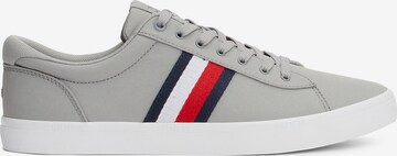 TOMMY HILFIGER Rövid szárú sportcipők 'Essential Iconic' - szürke