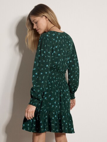 Apricot Dress ' ' in Green