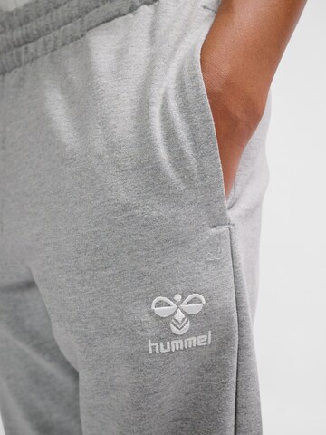 Hummel Regular Workout Pants in Grey