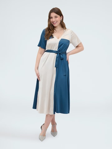 Fiorella Rubino Kleid‌‌‌ in Blau: Vorderseite