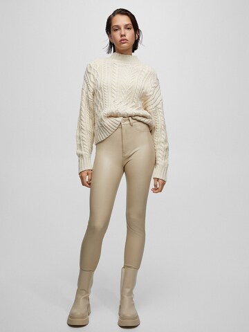 Pull&Bear Skinny Pants in Beige: front