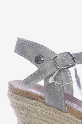 Dockers by Gerli Sandals & High-Heeled Sandals in 36 in Grey