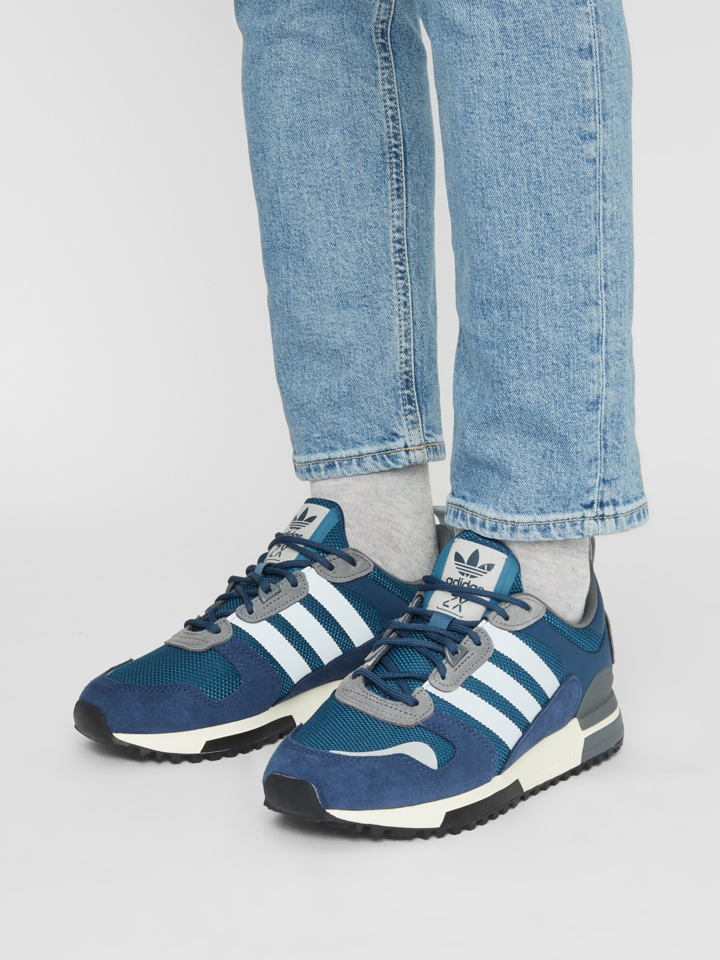 adidas zx 700 hd blue