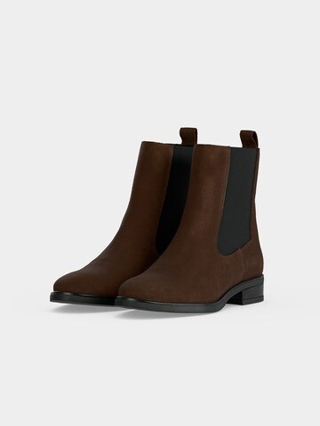 STEVE MADDEN Chelsea-bootsi 'Valera' värissä ruskea