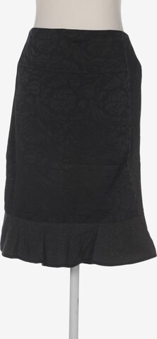 Save the Queen Skirt in L in Black: front