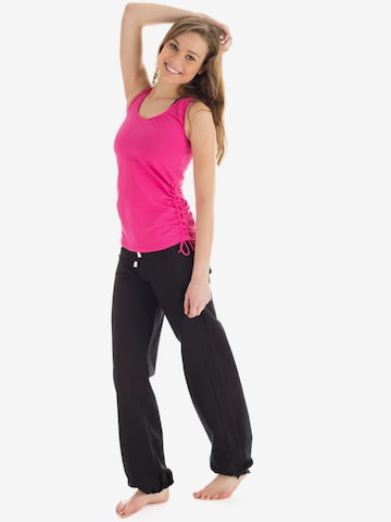 Loosefit Pantalon de sport 'Wte8' Winshape en noir