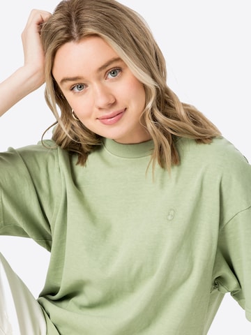 Gina Tricot T-Shirt 'Jamie' in Grün