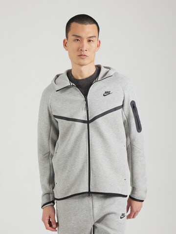 Nike Sportswear Sweatjacka 'Tech Fleece' i grå: framsida