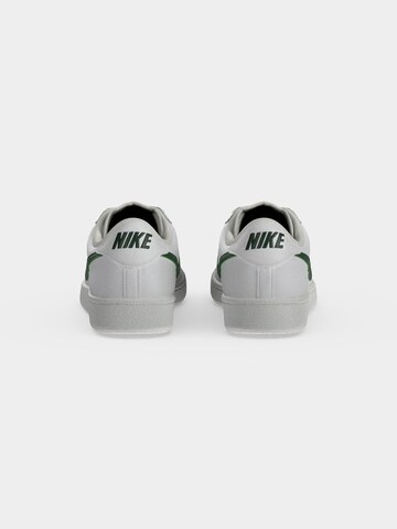 balts Nike Sportswear Zemie brīvā laika apavi 'TENNIS CLASSIC'