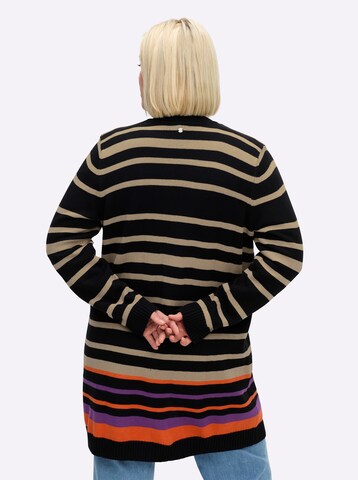 SHEEGO Strickjacke in Schwarz