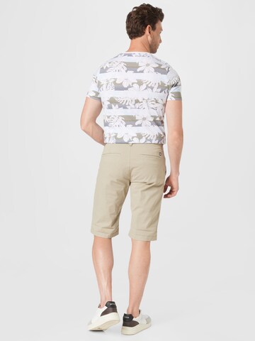 Jack's Regular Shorts in Beige