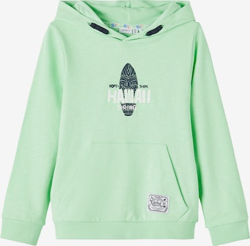NAME IT Sweatshirt 'DAGOR' in Groen: voorkant