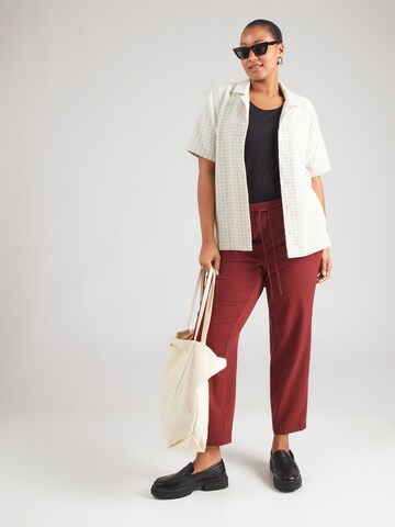 raudona Vero Moda Curve Standartinis Klostuotos kelnės 'VMJESMILO'