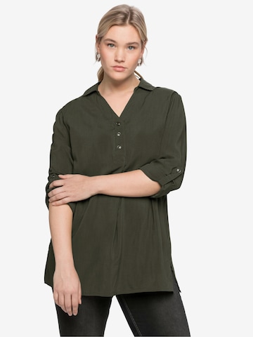 SHEEGO Tunic in Green: front