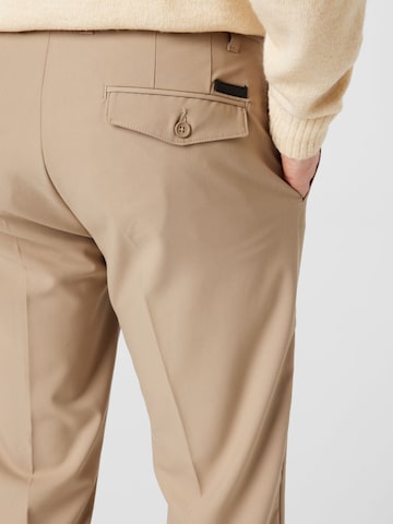 Regular Pantalon à plis 'Eik' Woodbird en beige