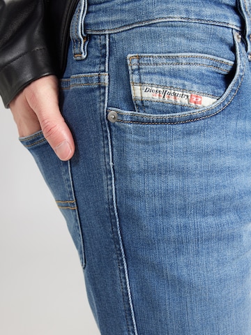 Slimfit Jeans '1993 D-VYL' di DIESEL in blu