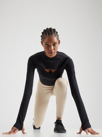 Haut de sport Aim'n en noir
