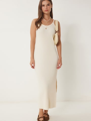 Abito estivo di Happiness İstanbul in beige: frontale