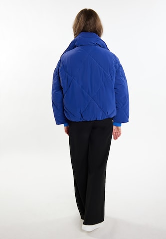 RISA Between-Season Jacket in Blue