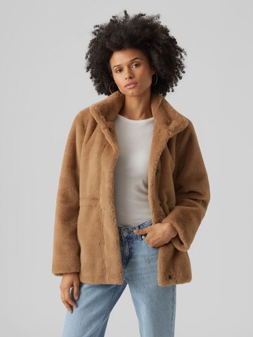 Veste d’hiver 'SONJA' VERO MODA en marron : devant