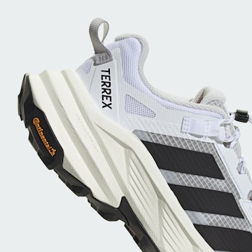 balta ADIDAS TERREX Pusbačiai 'Freehiker SL'