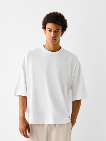 T-Shirt Bershka en blanc : devant