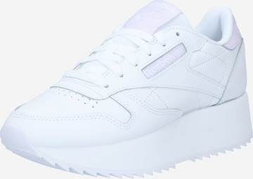 Baskets basses Reebok en blanc : devant