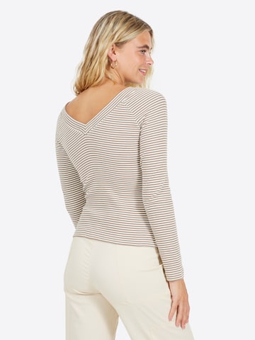 Maglietta di BRAVE SOUL in grigio