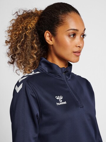 Hummel - Sweatshirt de desporto em azul