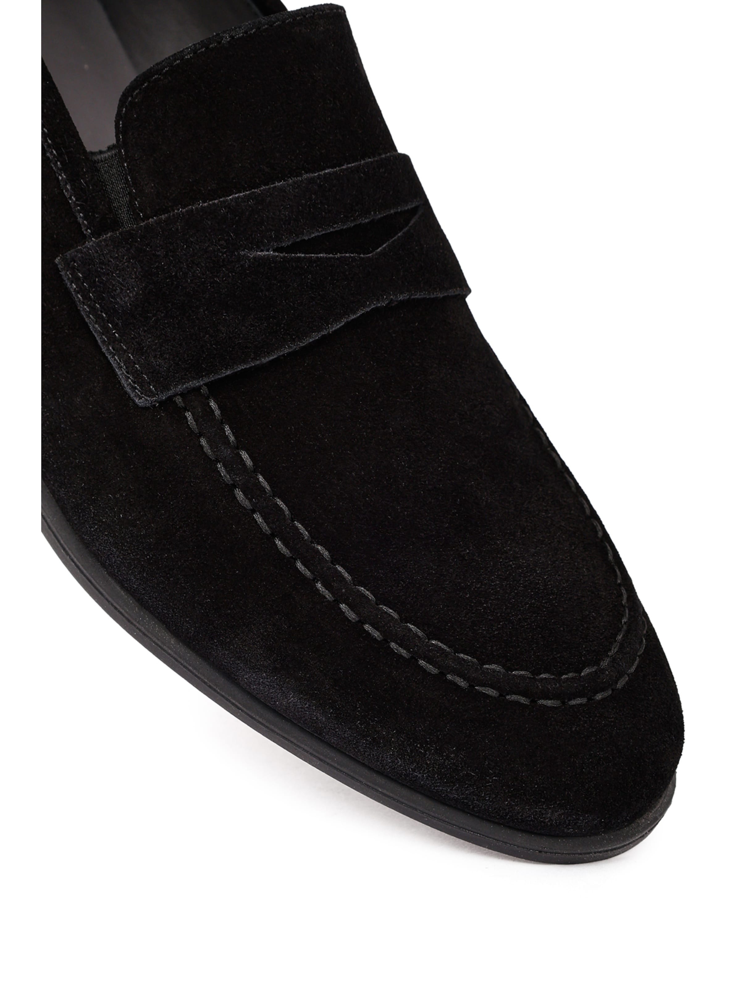 Derimod Classic Flats in Black