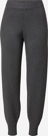 NORR Tapered Pants 'Als' in Grey: front