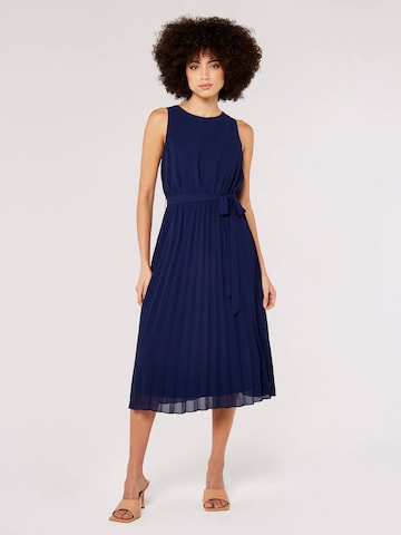 Robe de cocktail Apricot en bleu