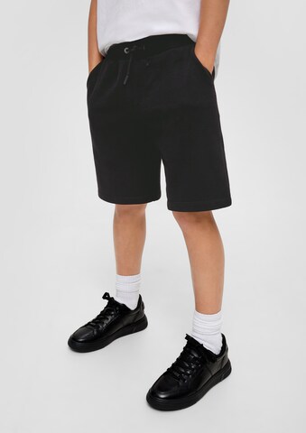 s.Oliver Loose fit Pants in Black: front