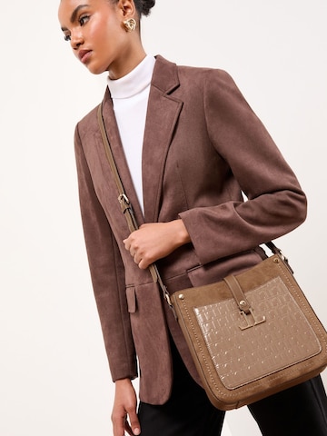 Lipsy Messenger i brun