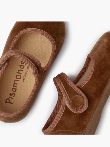 Chaussure basse Pisamonas en marron