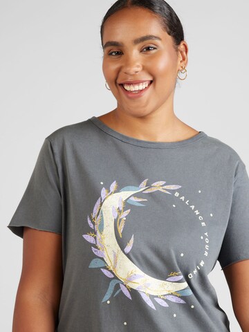 ONLY Carmakoma T-Shirt 'MIKO' in Grau