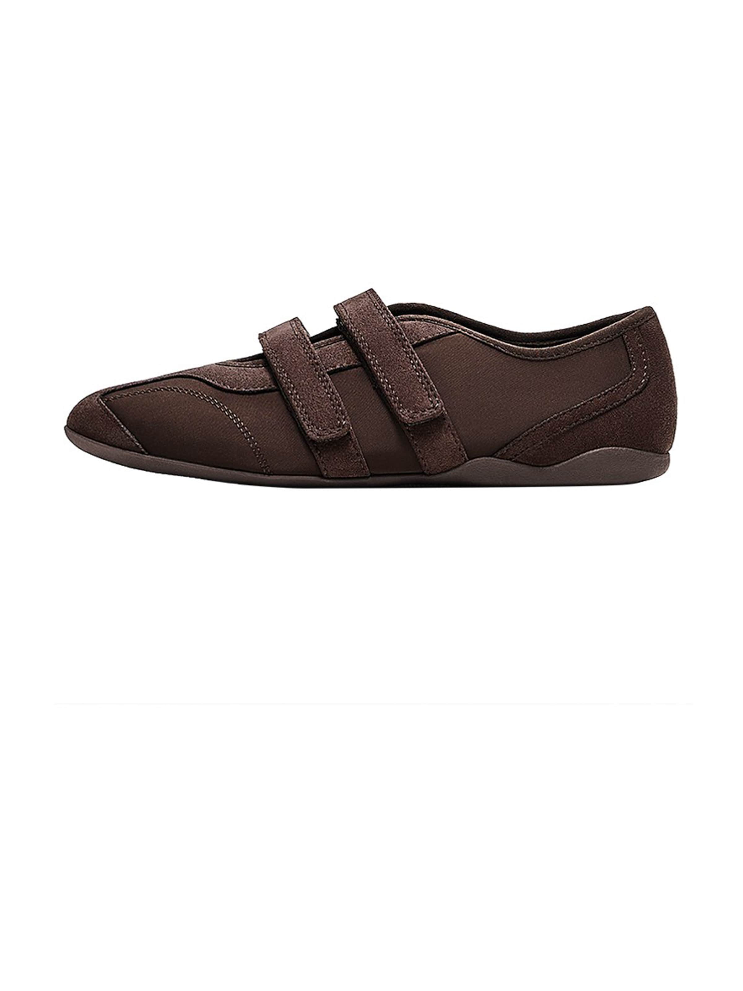 Bershka Sneakers laag in Bruin
