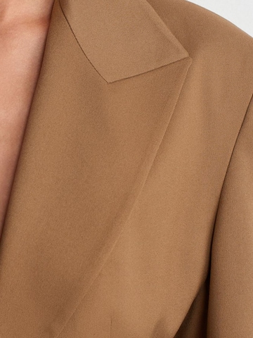 Dilvin Blazer in Brown