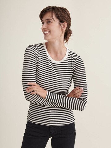 basic apparel Shirt 'Ludmilla' in Zwart: voorkant