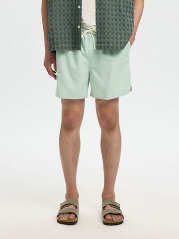 SELECTED Board Shorts in Green: front