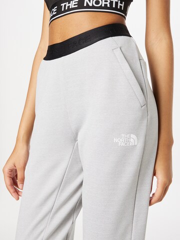 Tapered Pantaloni sport de la THE NORTH FACE pe gri