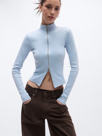 Giacca di felpa di Gina Tricot in blu