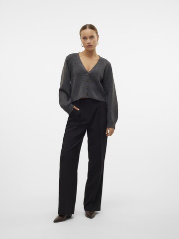 VERO MODA Cardigan 'MAY' i grå