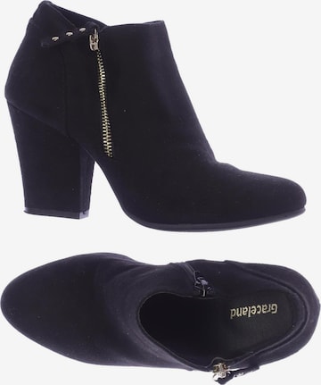 Graceland Dress Boots in 38 in Black: front