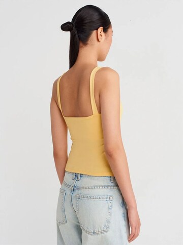 Dilvin Top in Yellow