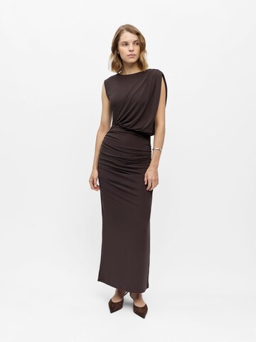 Robe OBJECT en marron : devant
