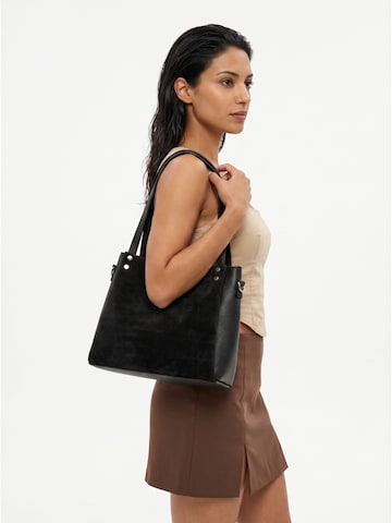 forty° Shopper in Black: front