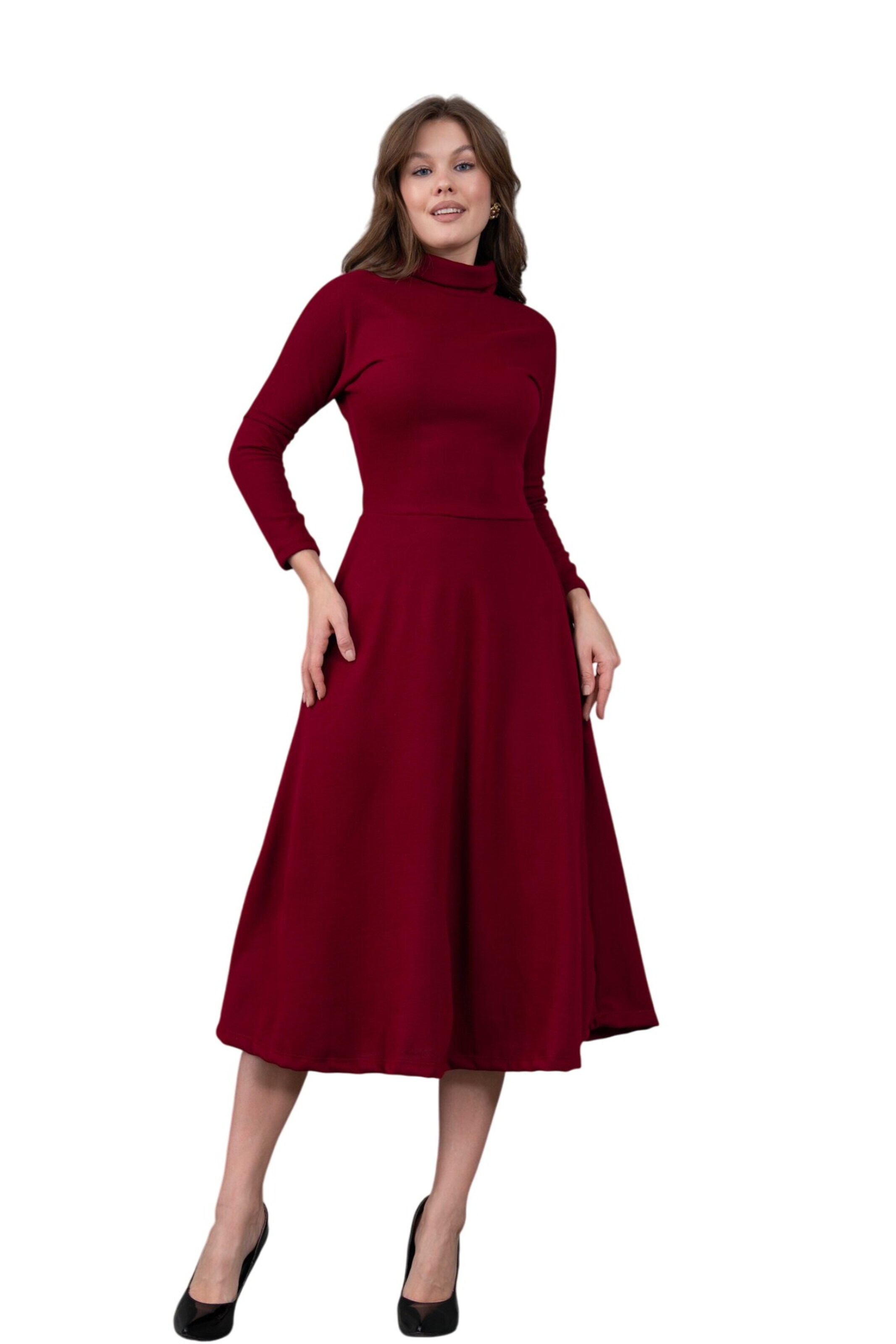 WOMAN VISION Dress in Red: front