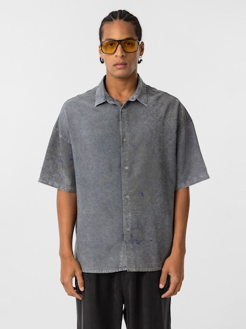Comfort fit Camicia di Dandalo in grigio: frontale